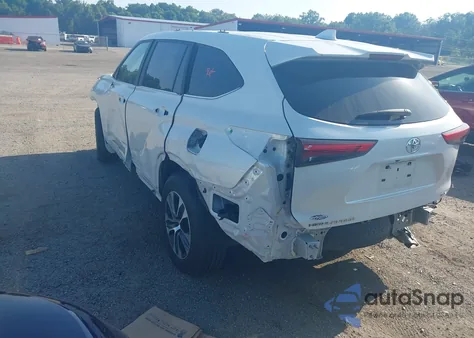 2023 Toyota Highlander Xle из США, поврежденный, VIN 5TDKDRAH7PS029752